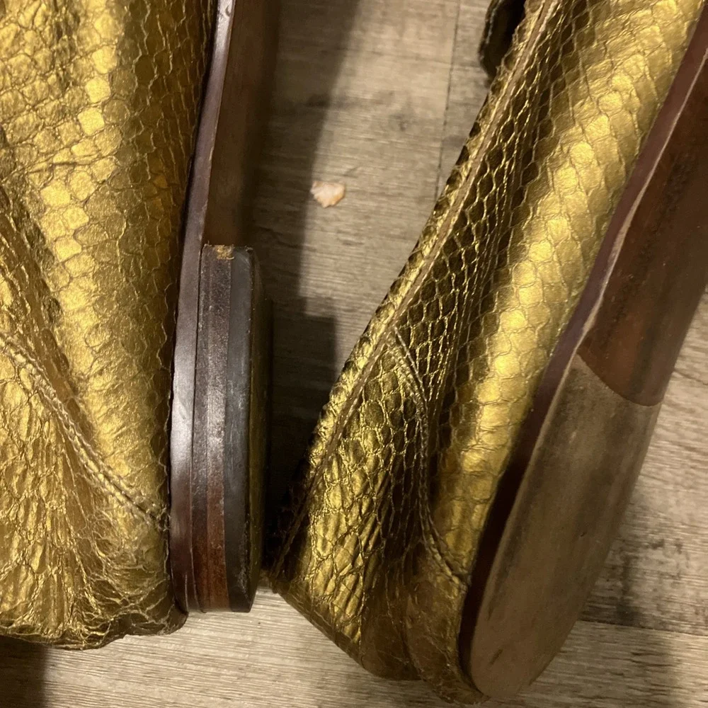 Sam Edelman Gold Crocodile-Embossed Leather Loafer Moc SZ 9.5 Preppy Flaws Read